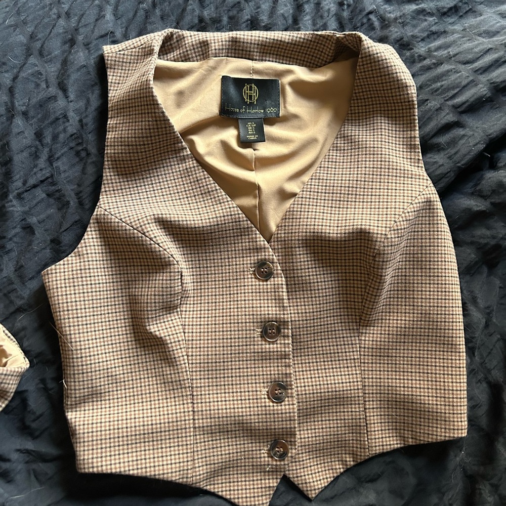 House of Harlow top